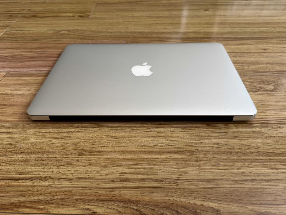 MacBook Air 13 2017`Core i7-5650U/512GB SSD/8GB RAM/Батерия 8ч