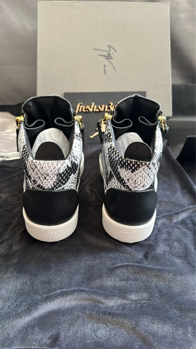 Giuseppe Zanotti size 40