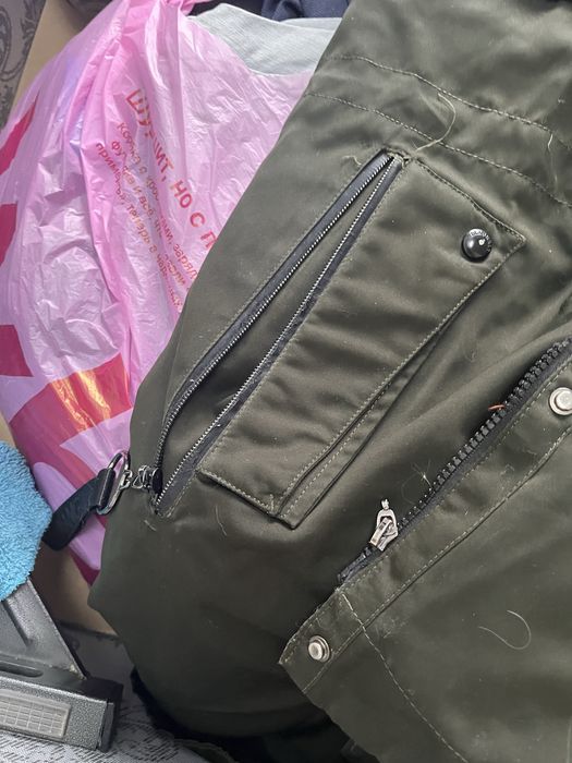 Продам парку женскую