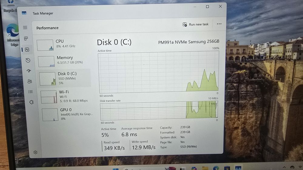 Dell Latitude 5430 14" i7-1265U 32gb RAM 256GB SSD Nvme