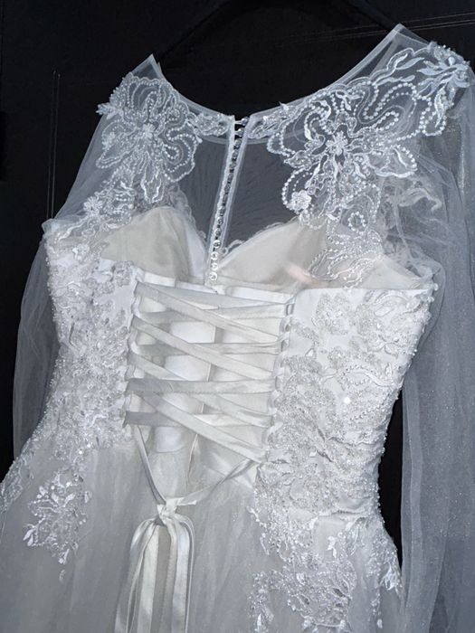 Продам свадебное платье срочно