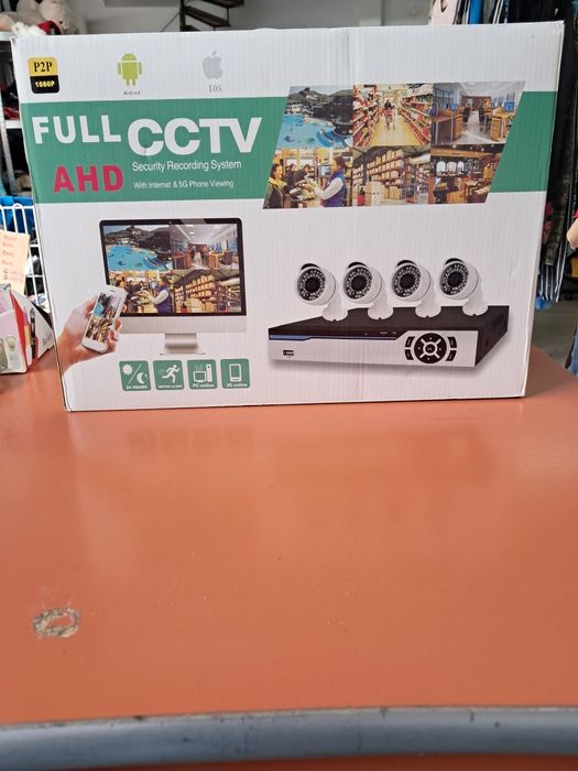 Sistem de supraveghiere HD cu 4 camere