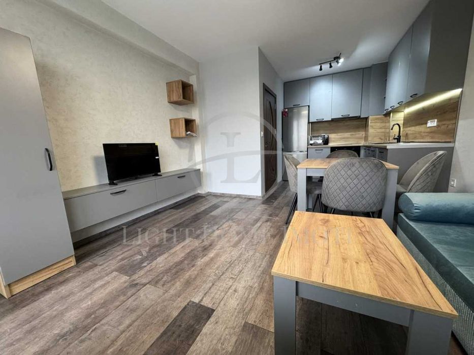 Продава се Двустаен апартамент в Пловдив, Христо Смирненски - 69 кв.м за 1035 €/кв.м - Снимка #1
