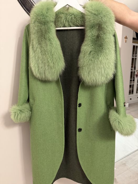 Палто с косъм от лисица