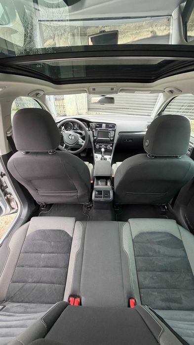 Volkswagen Golf 1.6 TDI DSG Highline