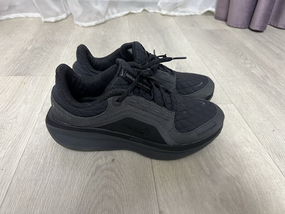 Продам кроссовки NiKe