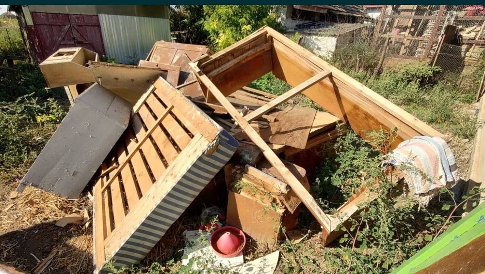 Demolari  apartamente