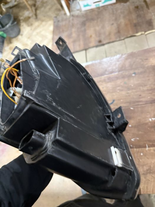 Фара приора 1 правая бош