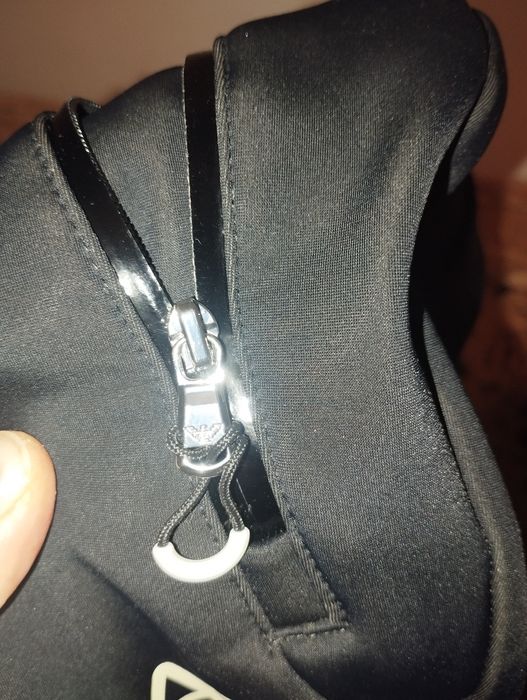 Продам лыжные штаны EA7 (Armani)