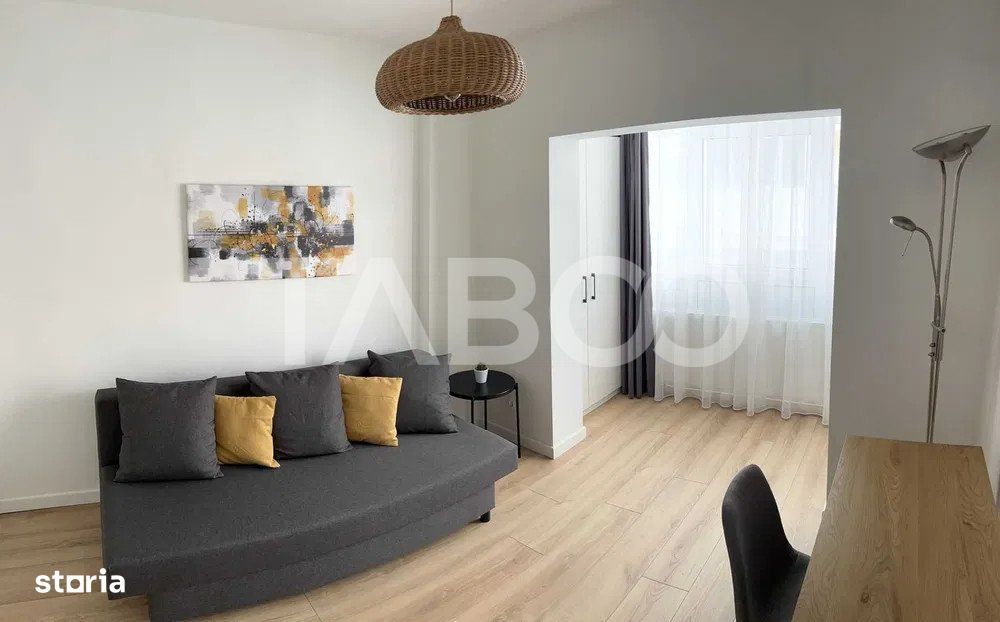 Apartament de inchiriat cu 3 camere etajul 1 in zona Strand