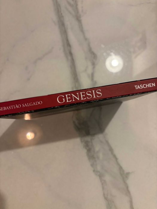 album foto Sebastiao Salgado Genesis editie mica hardcover 2022 noua