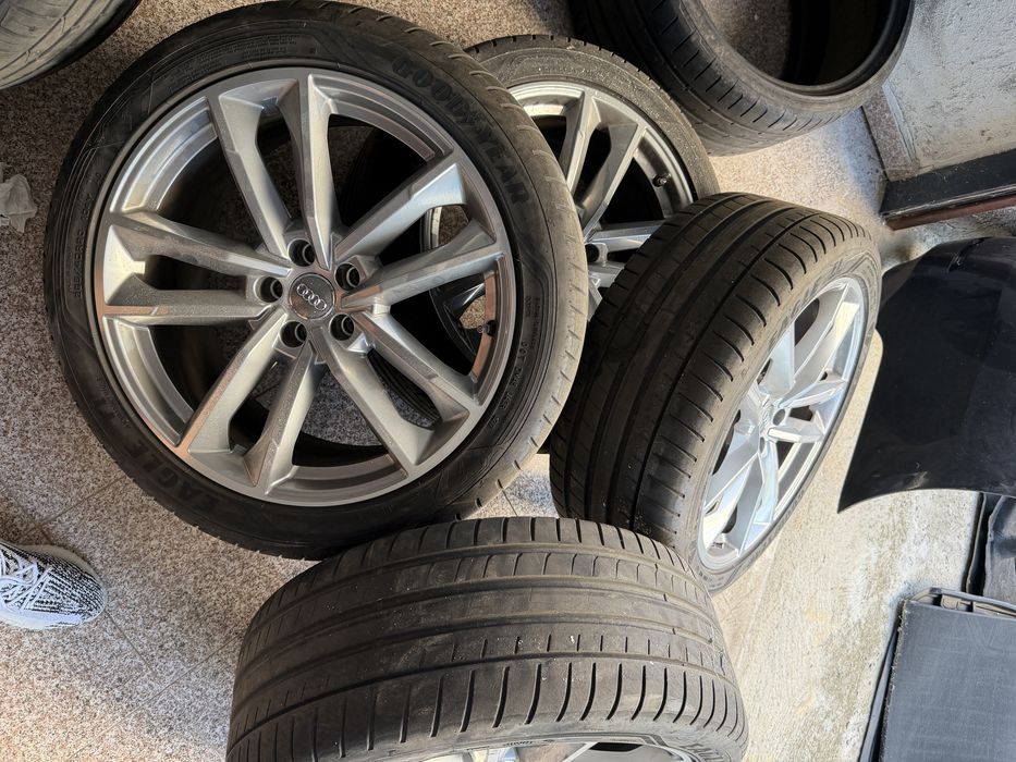 Jante originale Audi 20” 4K8601025L + anvelope Goodyear Eagle F1 255/40 R20