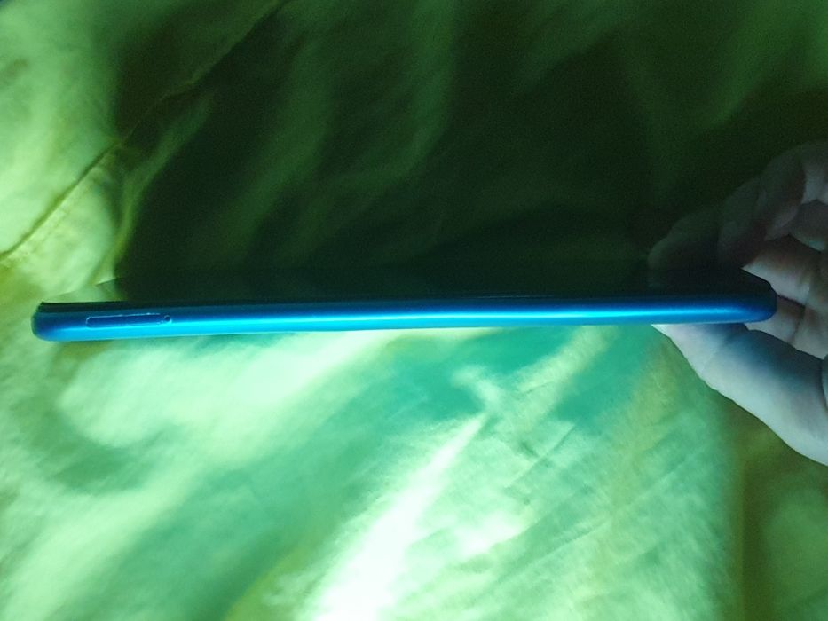 Redmi 9A, сломанный.