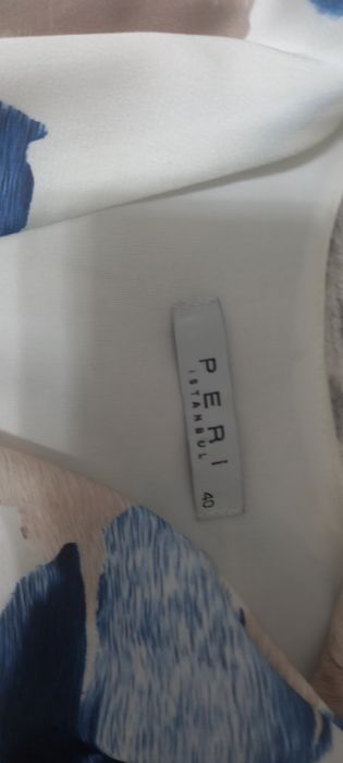 Платья вечерние.