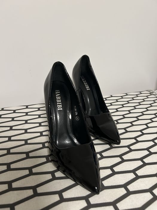 Pantofi cu toc stiletto lac piele ecologica