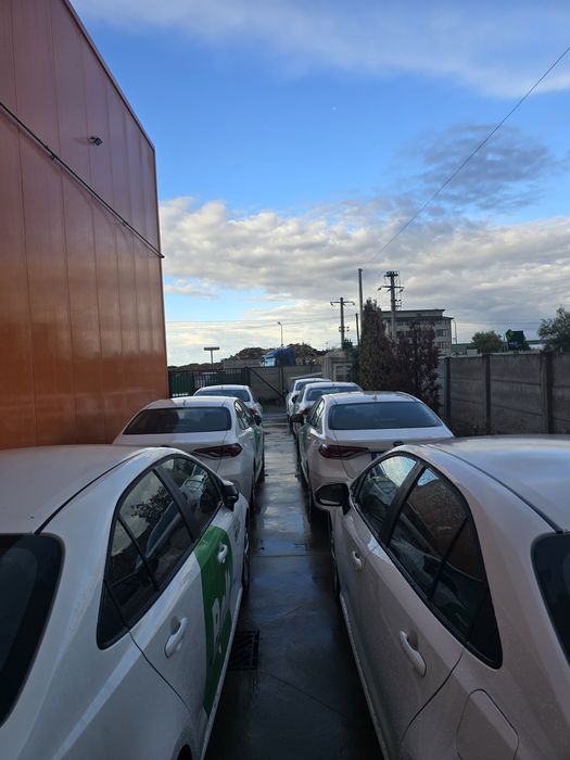 Închirieri Auto Toyota Corolla Hidrid pt Ridesharing