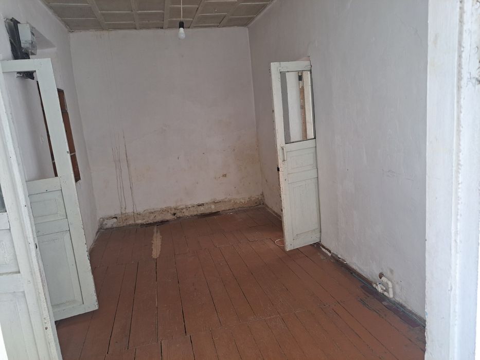 Xovli sotiladi zur joyda joylashgan