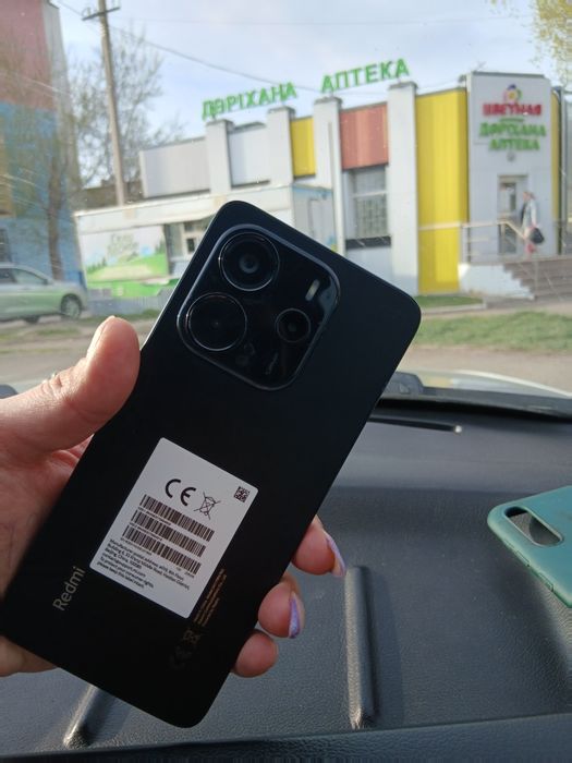 Продам 3 телефона