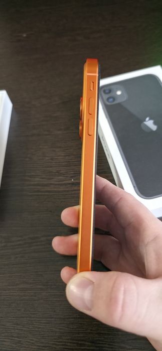 Продам айфон 11 в корпусе 17 про