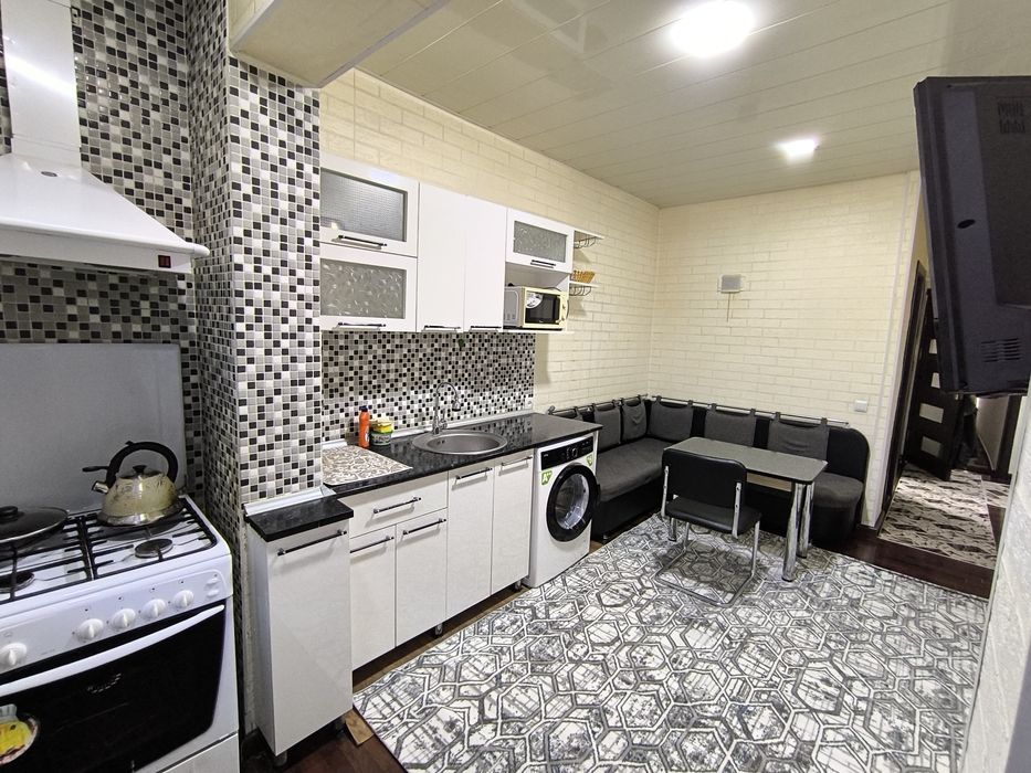 Суточно посуточно Центр Айбек, Ойбек 2/9/9 евро