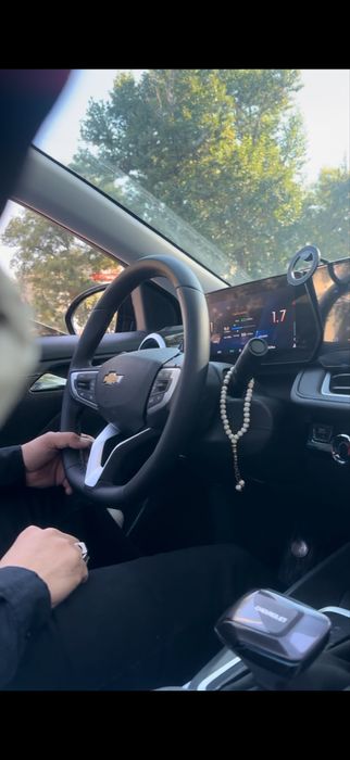 Монза  сотилади