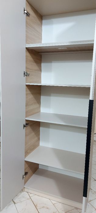 Шкаф на балкон или в комнату