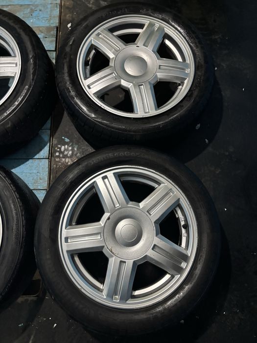 Продам комплект диски с резиной