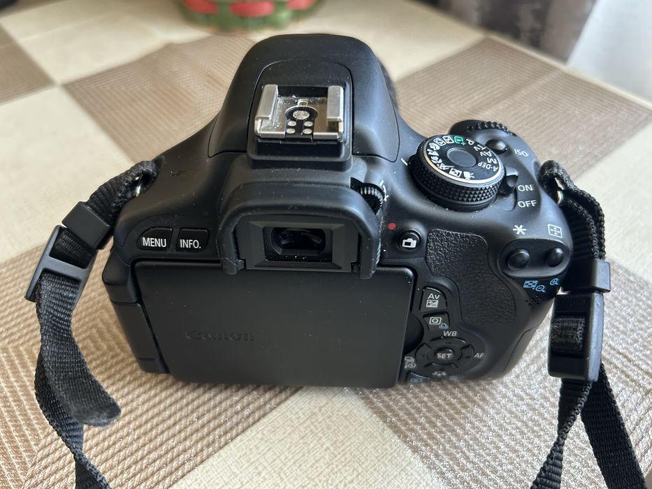 Canon 600D Plus Obiectiv Canon EF 28-105mm