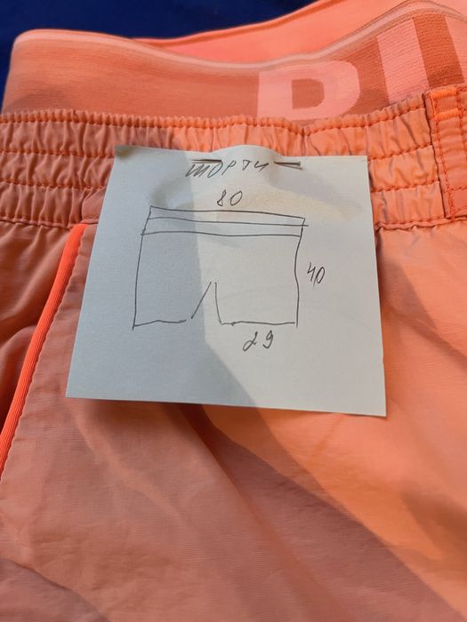 Бански Diesel.