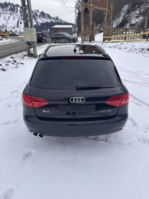 Audi A4 B8 2012 3 bucati 2.0 Diesel Automat Si Manual Impecabile