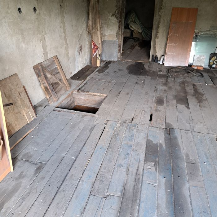 Продам большой гараж