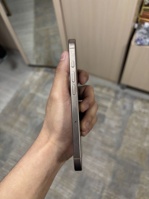 iPhone 16 Pro/128 Gb без ремонта!