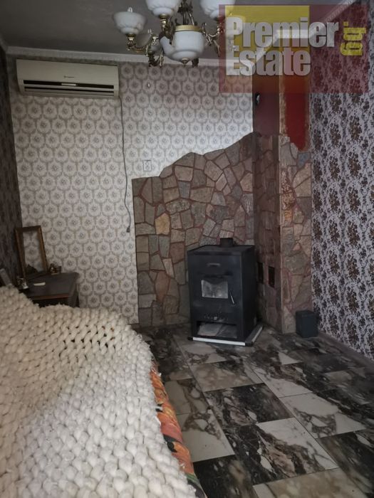 Къща само на 8 км. от Пловдив,,село Крислово, област Пловдив