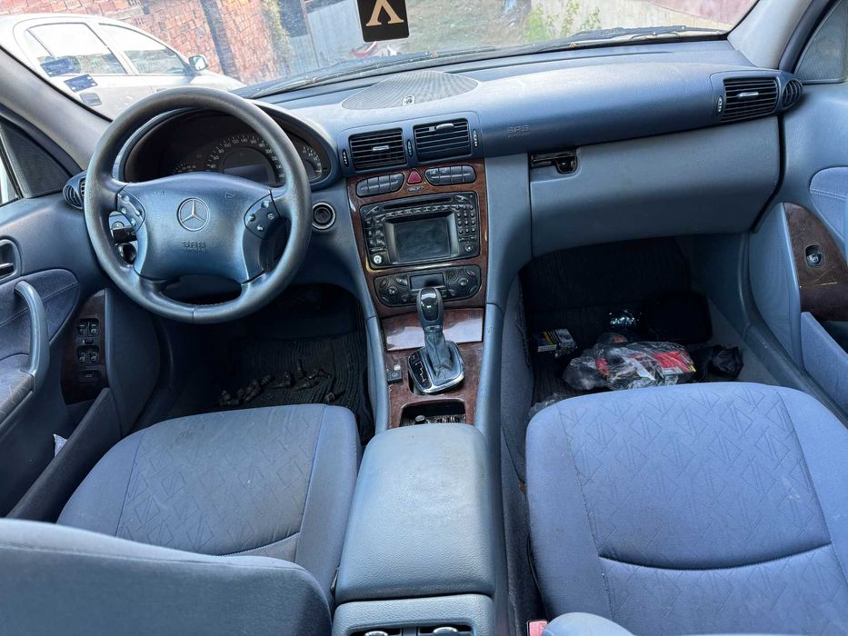 Mercedes C-Class W203 Sedan, 2.0 Kompressor, 2003 г се продава цял или на части