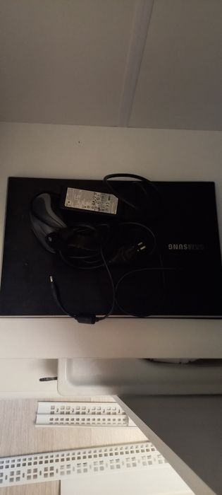 Ноутбук сатылады