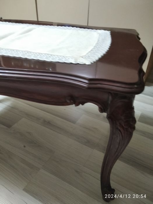 Дървена винтич маса Английски стил