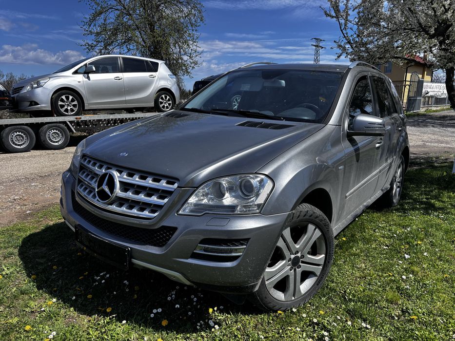 Мерцедес МЛ300ЦДИ