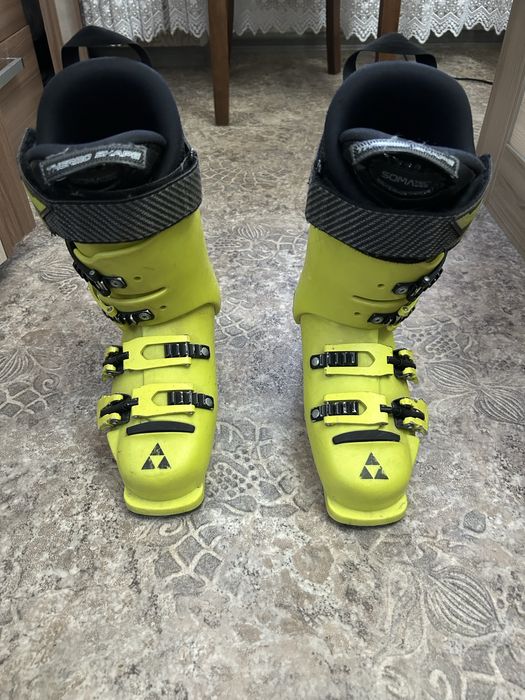 Продам Лыжные ботинки