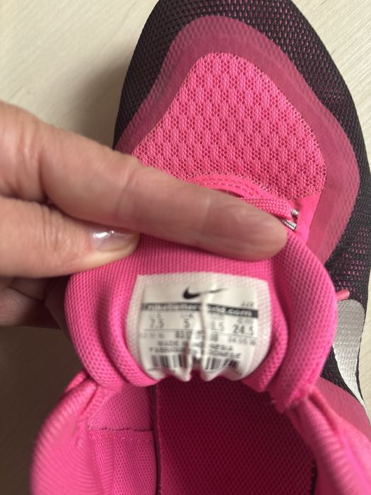 Кроссовки nike 38 р