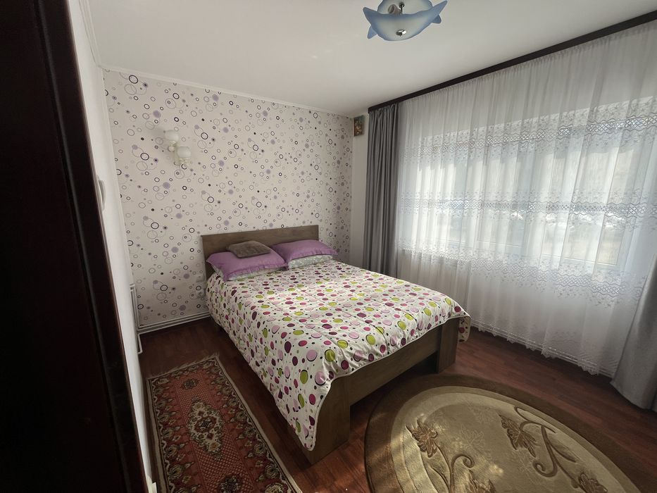 De vanzare 2 camere/Micro 14