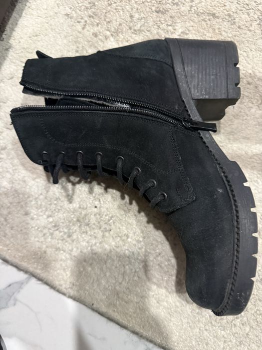 Много запазени топли боти