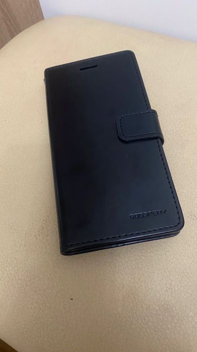 Кожаный чехол на Айфон Х и зарядные устройства