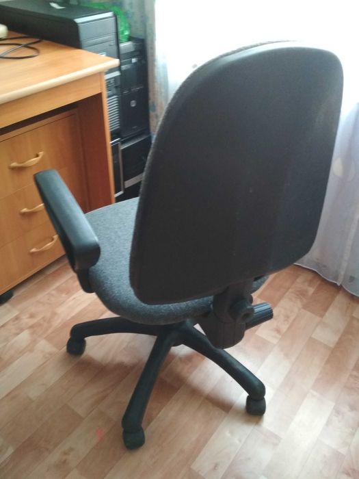 кресло для компьютера,  в отл сост!