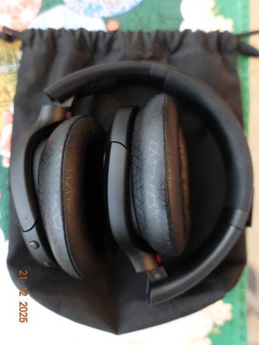 Продавам слушалки Sony WH - H910N