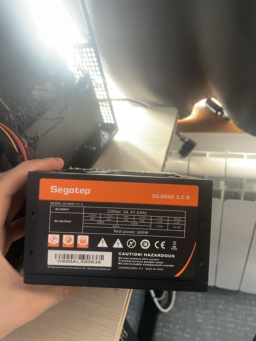 vand sursa segotep 600w aproape ca noua