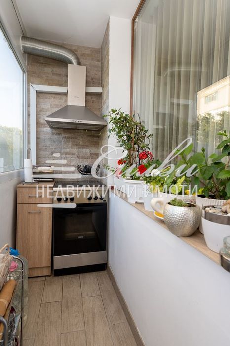 Продава се Двустаен апартамент в Шумен, Тракия - 55 кв.м за 1484 €/кв.м - Снимка #6