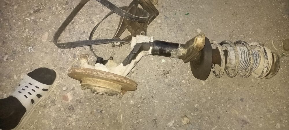Запчасти на Опель вектра