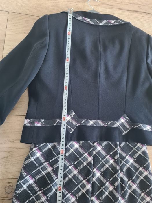 Costum de dama, elegant cu rochie și sacou