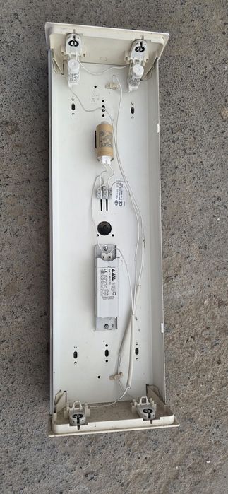 Lampi florescente ELBA 2x18w, cu lampi funcționale - 4 bucati