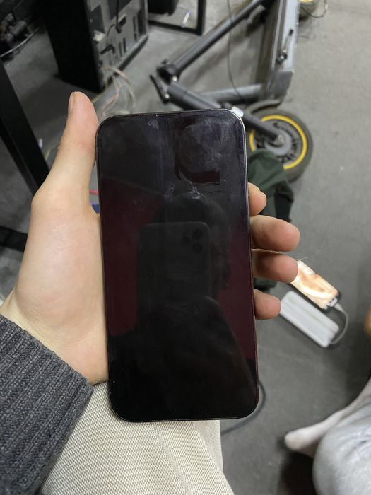 Продам айфон 13 про макс